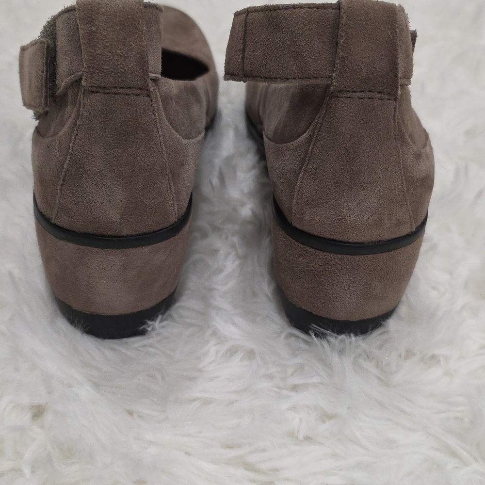 Clarks Wynnmere Fox Ankle Wedge Pump. Size 8.5 - Picture 8 of 10